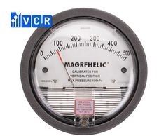 Mechanical differential pressure gauge