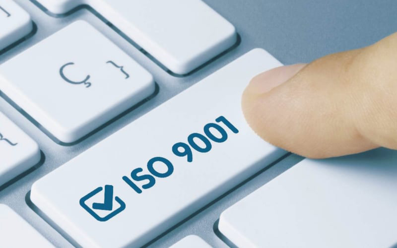 Chứng nhận tiêu chuẩn ISO 9001 là gì ? Lợi ích & Làm thế nào để được cấp giấy chứng nhận này
