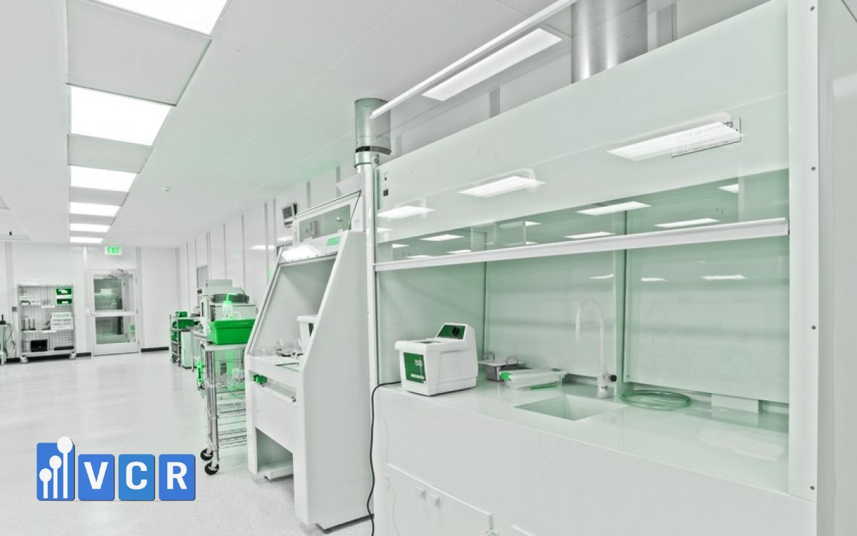 Recommended Cleanroom Lighting Products from VCR