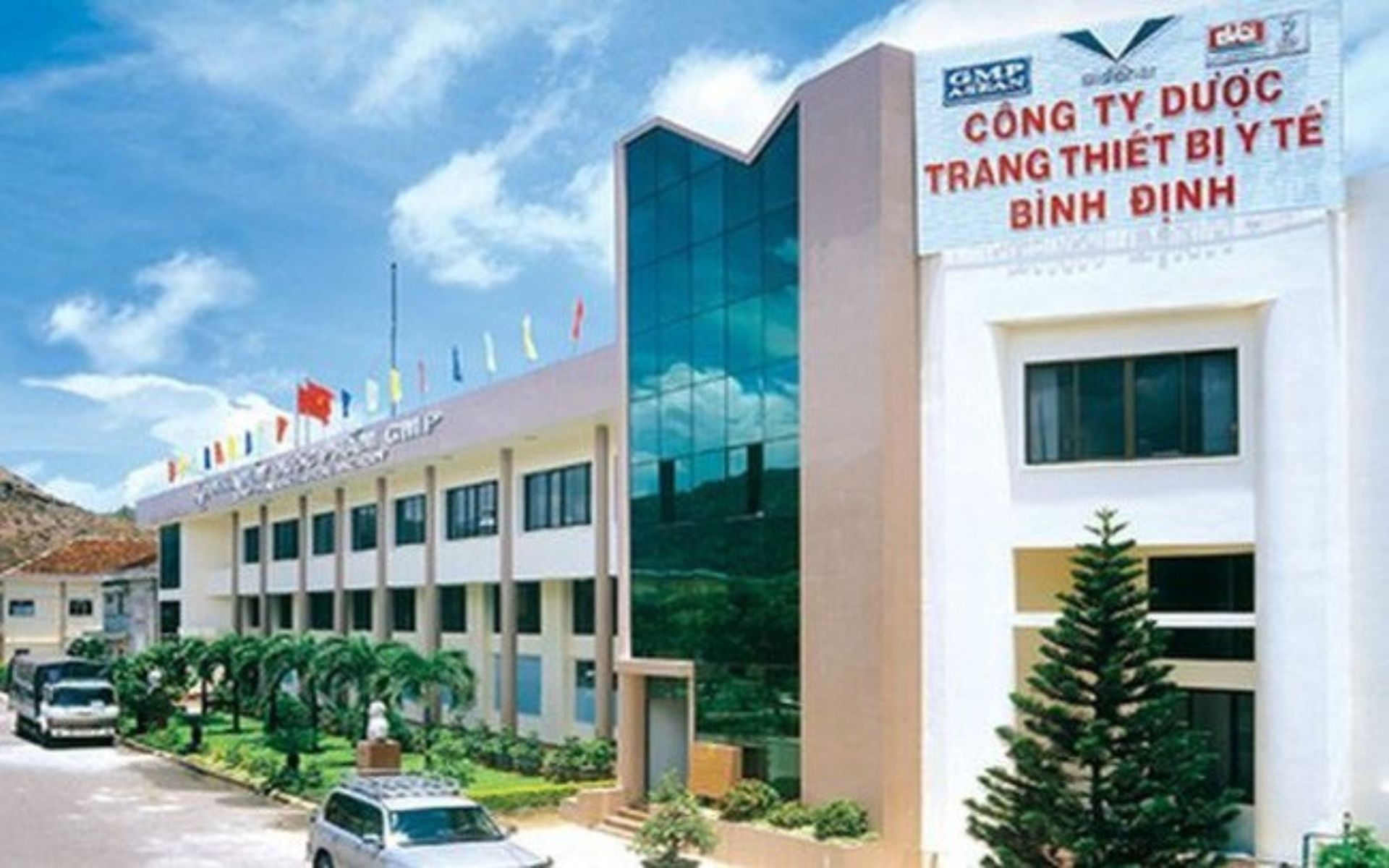 Công ty cố phần dược - trang thiết bị y tế bình định