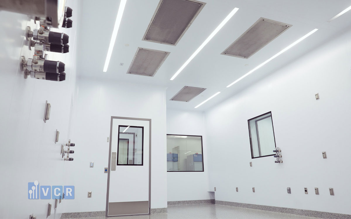 Vì sao nhiễm bẩn bề mặt không thể được đánh giá chỉ bằng ISO Class?