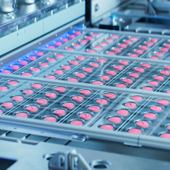 Kiểm soát độ ẩm trong phòng sạch sản xuất viên nén