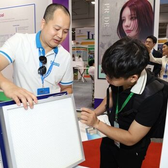 Chất Lượng Đến Từ Sự Cam Kết: Góc Nhìn Kinh Doanh Từ Nhà Sáng Lập VCR