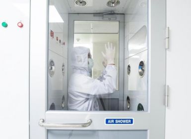 Sự cần thiết và Vai trò của Air Shower trong phòng sạch