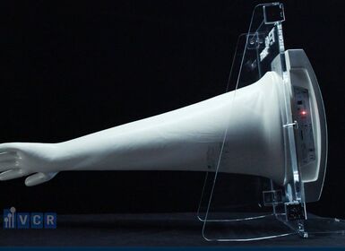 Cách kiểm tra chất lượng găng tay CSM: CQ, CO, độ bền, độ chống hóa chất