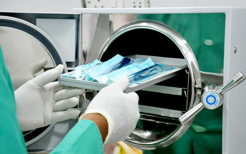 khử khuẩn dụng cụ y tế