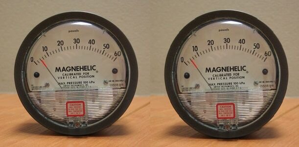 Đồng hồ chênh áp magnehelic