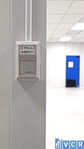 kiểm tra nhiệt độ, độ ẩm phòng sạch