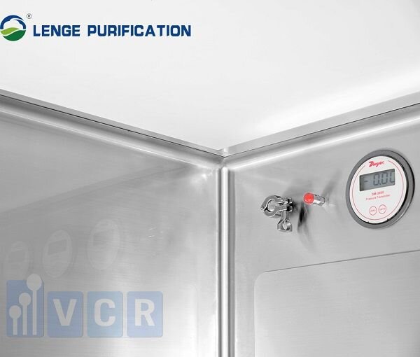 Đồng hồ chênh áp trên Dispensing Booth