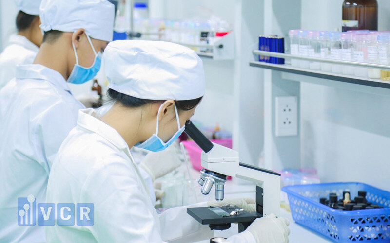 Nhóm chỉ tiêu kiểm nghiệm mỹ phẩm kim loại nặng là yêu cầu bắt buộc trong quy trình kiểm soát chất lượng mỹ phẩm.