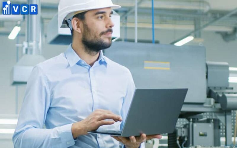Quản lý sản xuất là trực tiếp tham gia vào quá trình xây dựng kế hoạch, kiểm tra, giám sát khu vực nhà máy