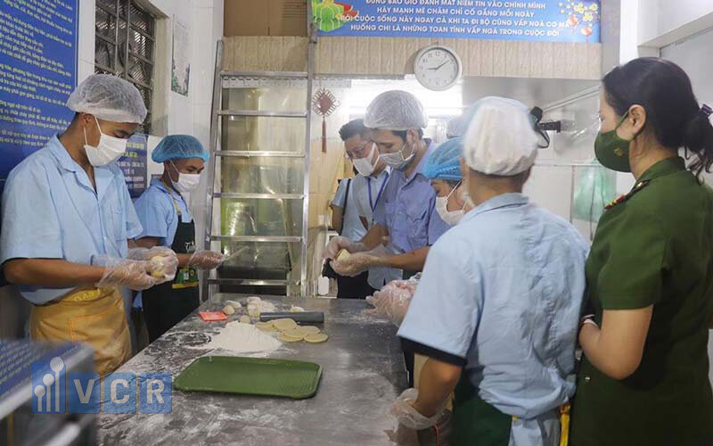 Kiểm soát chất lượng thực phẩm