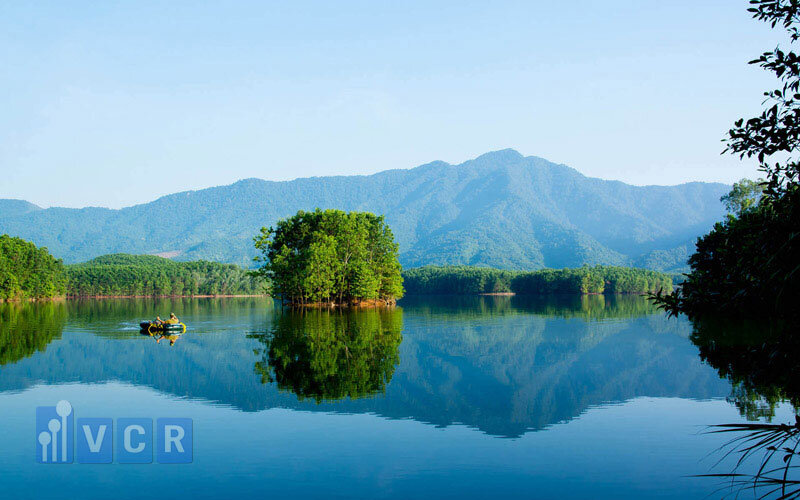 Các tiêu chuẩn nước mặt được quy định để đánh giá chất lượng và đưa vào sử dụng theo đúng mục đích quy hoạch.