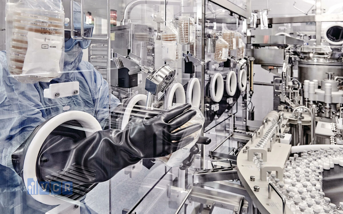 Ai làm việc trong phòng sạch và có ảnh hưởng gì?